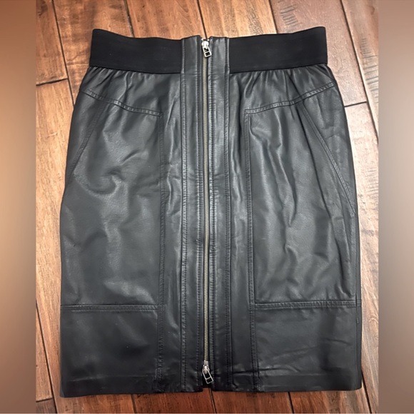 Danier Black Real Leather Skirt - Picture 2 of 4